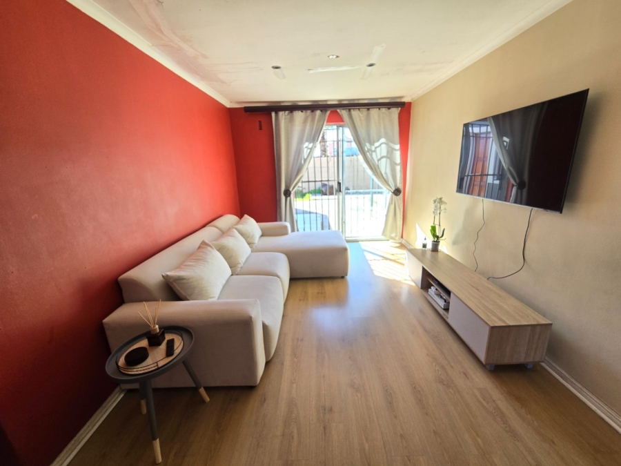 3 Bedroom Property for Sale in Westridge Western Cape